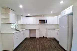 15215 Vine St, Hudson, FL 34667 - Photo 6