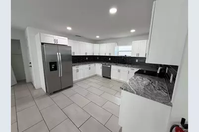 5112 Pacific Avenue, Weeki Wachee, FL 34607 - Photo 6