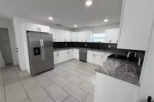 5112 Pacific Ave, Weeki Wachee, FL 34607 - Photo 6