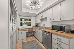 12120 Carver Ave, New Port Richey, FL 34654 - Photo 24