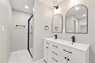 4025 Stratfield Dr, New Port Richey, FL 34652 - Photo 2