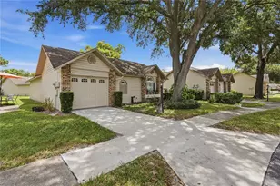 4706 Wallingford Ct, New Port Richey, FL 34655 - Photo 2