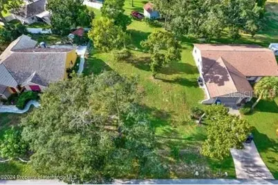 10067 Bedford Road, Spring Hill, FL 34608 - Photo 4