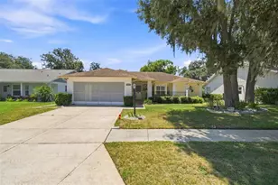 9902 St Joseph Ct, New Port Richey, FL 34655 - Photo 2
