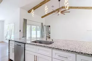 15032 Hummingbird Rd, Weeki Wachee, FL 34614 - Photo 20