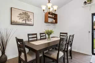1932 Gregory Dr, Tampa, FL 33613 - Photo 4