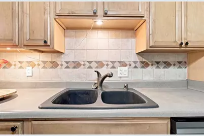 1932 Gregory Drive, Tampa, FL 33613 - Photo 20