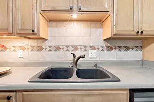 1932 Gregory Dr, Tampa, FL 33613 - Photo 20