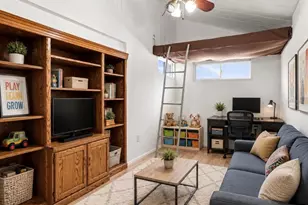 1932 Gregory Dr, Tampa, FL 33613 - Photo 38