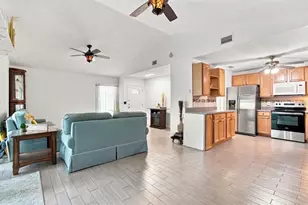 1932 Gregory Dr, Tampa, FL 33613 - Photo 4