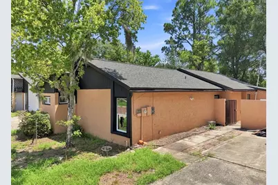 1932 Gregory Drive, Tampa, FL 33613 - Photo 58