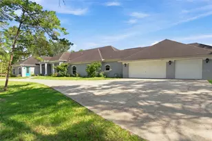11200 Woodland Waters Blvd, Weeki Wachee, FL 34613 - Photo 40