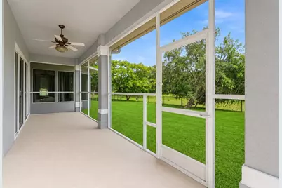 11200 Woodland Waters Boulevard, Weeki Wachee, FL 34613 - Photo 36