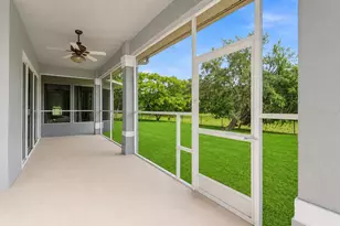 11200 Woodland Waters Blvd, Weeki Wachee, FL 34613 - Photo 36