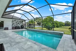690 Sudbrook Ln, Spring Hill, FL 34609 - Photo 2