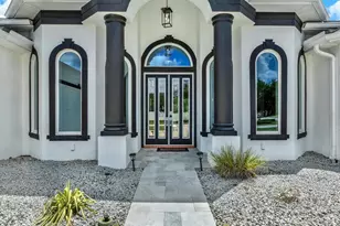 690 Sudbrook Ln, Spring Hill, FL 34609 - Photo 6