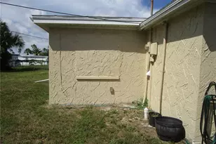 10801 Fillmore Ave, Port Richey, FL 34668 - Photo 32