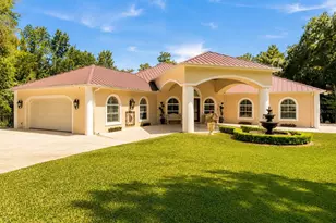 22259 Skyview Cir, Brooksville, FL 34602 - Photo 1