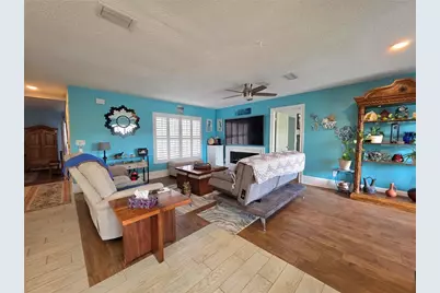9040 Bay Drive, Spring Hill, FL 34606 - Photo 6