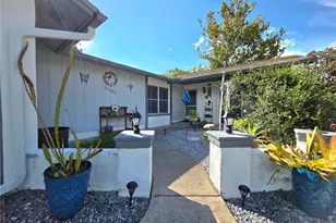 9040 Bay Dr, Spring Hill, FL 34606 - Photo 46