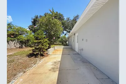 14998 Mockingbird Lane, Clearwater, FL 33760 - Photo 22
