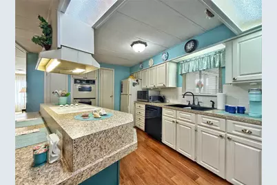 15657 Brookridge Boulevard, Brooksville, FL 34613 - Photo 4