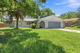 10480 Clarion St, Spring Hill, FL 34608 - Photo 2