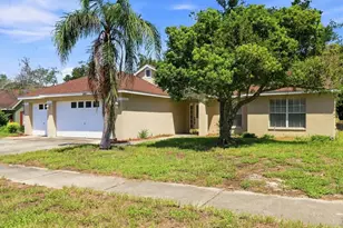 10417 Ashview Ln, Hudson, FL 34667 - Photo 4