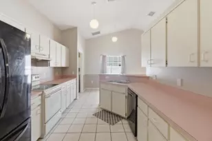 10417 Ashview Ln, Hudson, FL 34667 - Photo 10