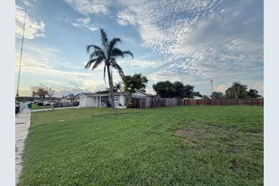 3221 Roxbury Drive, Holiday, FL 34691 - Photo 2