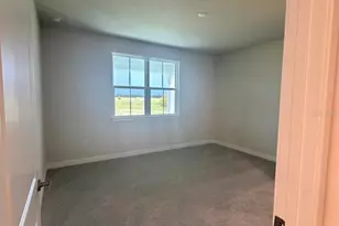 18732 Highland Dew St, Spring Hill, FL 34610 - Photo 12