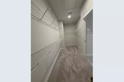 18716 Highland Dew Street, Spring Hill, FL 34610 - Photo 10