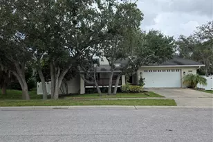 1033 Rosetree Ln, Tarpon Springs, FL 34689 - Photo 48