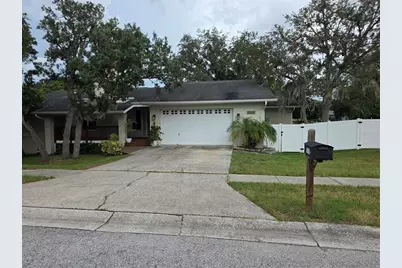 1033 Rosetree Lane, Tarpon Springs, FL 34689 - Photo 2