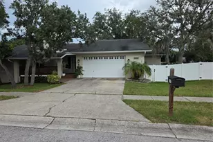 1033 Rosetree Ln, Tarpon Springs, FL 34689 - Photo 2