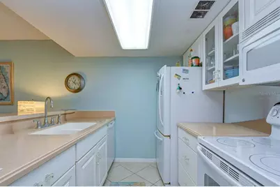 200 1st Avenue #207, Saint Pete Beach, FL 33706 - Photo 12
