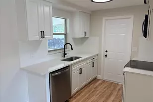7350 Fairfax Dr, Port Richey, FL 34668 - Photo 4