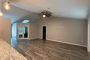 10361 Thrasher Ave, Weeki Wachee, FL 34614 - Photo 24