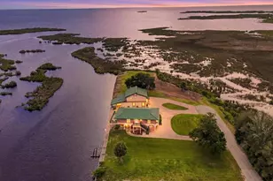 3194 Indian Gulf Ln, Hernando Beach, FL 34607 - Photo 2