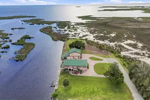 3194 Indian Gulf Ln, Hernando Beach, FL 34607 - Photo 1