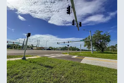 11115 Commercial Way, Weeki Wachee, FL 34614 - Photo 16
