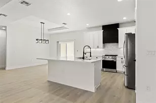 10439 Gypsy Ave, Weeki Wachee, FL 34613 - Photo 36