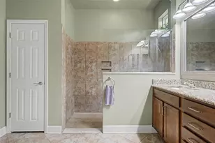 10325 Palladio Dr, New Port Richey, FL 34655 - Photo 18