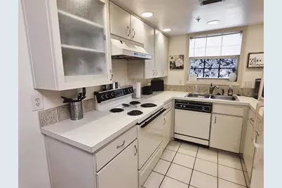 2210 Vista Del Sol Circle #502, Lutz, FL 33558 - Photo 8
