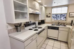2210 Vista Del Sol Cir, Lutz, FL 33558 - Photo 8