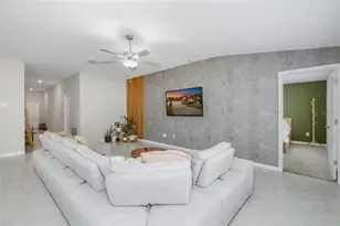 518 Argyll Dr, Spring Hill, FL 34609 - Photo 12