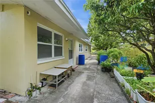 1615 Palm Way, Largo, FL 33771 - Photo 12