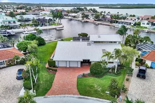 5060 Porpoise Pl, New Port Richey, FL 34652 - Photo 1