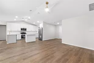 13475 Canyon Swallow Rd, Weeki Wachee, FL 34614 - Photo 12