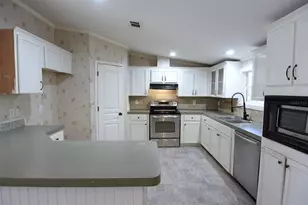 17438 Lawless Rd, Spring Hill, FL 34610 - Photo 12